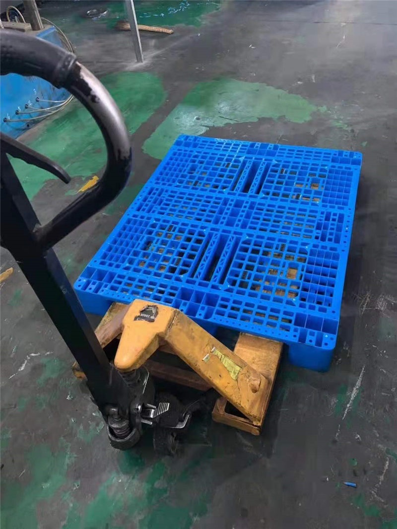供应鹤壁市熟料托盘送货上门