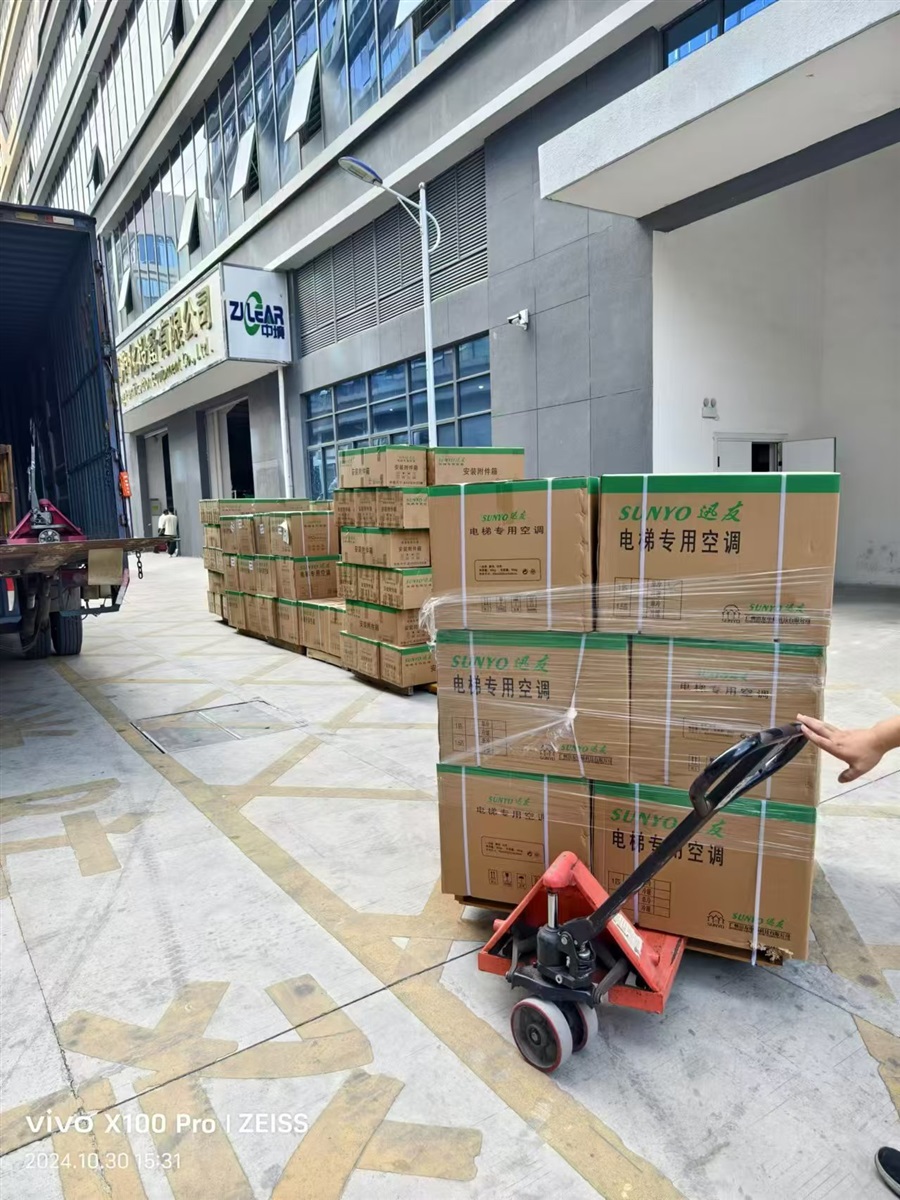 电梯空调  迅友品牌，型号SY-LN25冷暖型