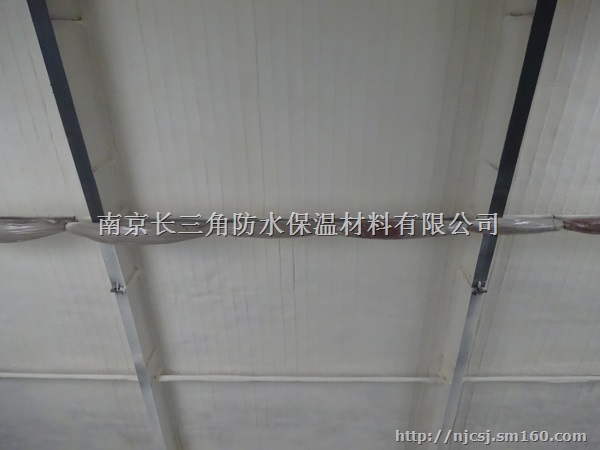 聚氨酯硬泡喷涂保温材料