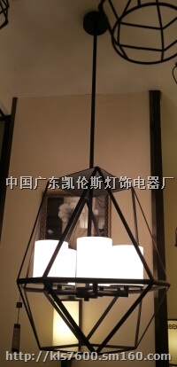 凯伦斯酒店客房灯