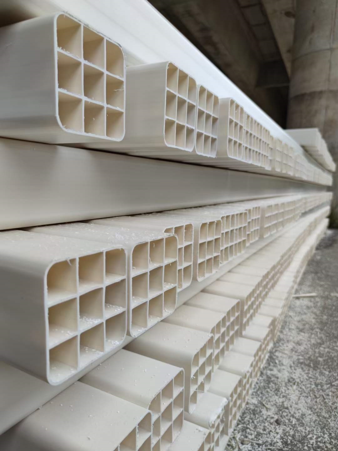 PVC栅格管九孔栅格管四孔栅格管