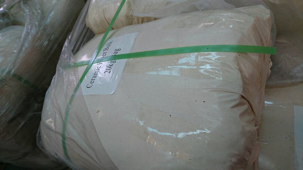 高温烤箱用高温陶瓷纤维散棉高温散棉