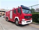 重汽豪沃后双桥泡沫干粉联用消防车