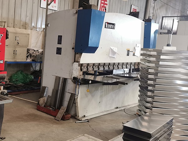 立式不锈钢水表箱生产厂家、不锈钢水表箱价格