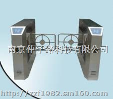 供应通道系统、三辊闸、进出口管理系统，出入控制系统