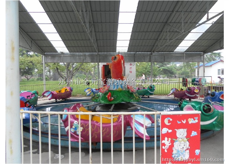 *游乐设备海豚戏水图片海豚戏水专业游乐设备厂