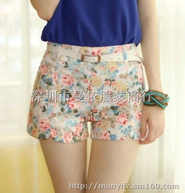 五千件的品牌连衣裙清仓