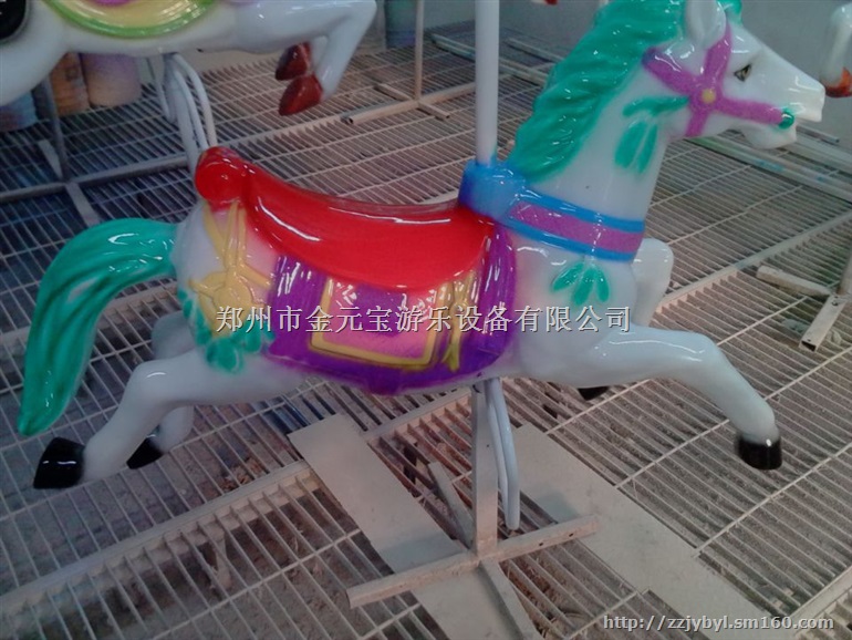 湖北室内游乐设备无轨小火车自控飞机游艺设施