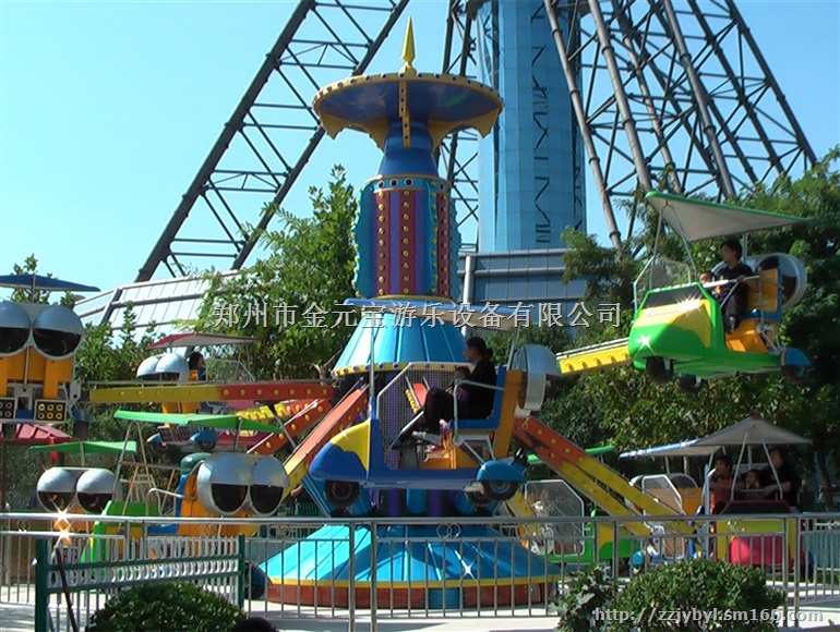 湖北室内游乐设备无轨小火车自控飞机游艺设施