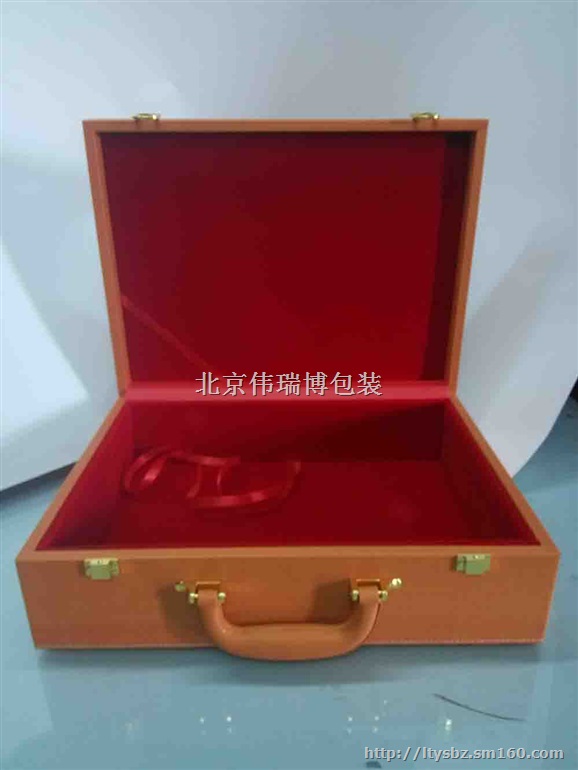 北京皮夹子北京皮夹子皮具皮质抽纸盒皮箱皮盒厂家