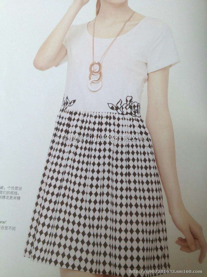 山东品牌女装走份库存女装批发折扣女装实体店货源批发