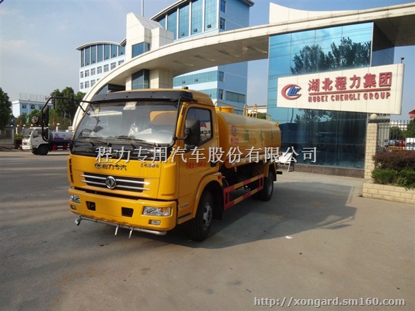 购买程力洒水车省水又环保现车优惠更多洒水车厂家