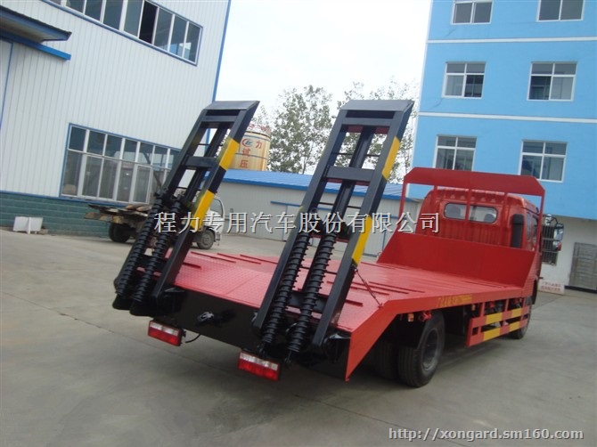 后双桥平板运输车价格15826763259
