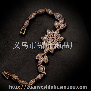 七夕情人节礼物 韩国锆石奢华手链 花卉水晶手饰