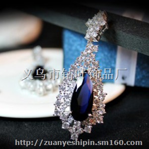 奢华长款婚礼晚宴锆石水滴镶嵌耳钉 七夕情人节礼物