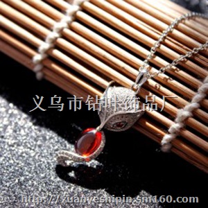 石榴石狐狸吊坠镶锆石女项链锁骨链 七夕情人节礼物