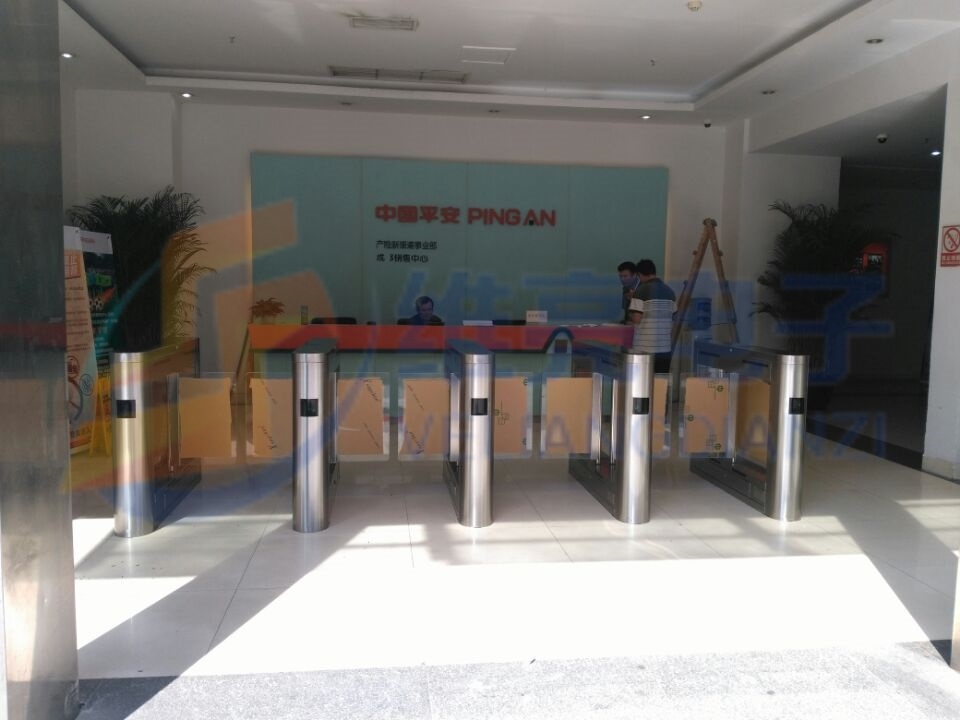 人脸门禁考勤摆闸，人脸识别摆闸安装调试