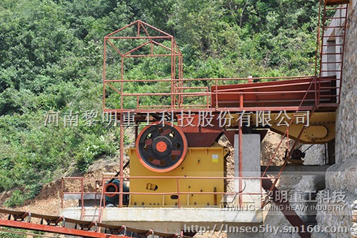 *型滑石粉颚式PE750×1060破碎机