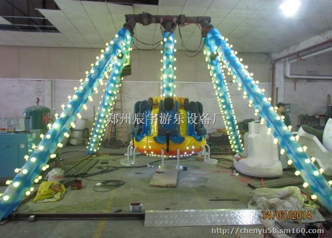 外形美观的儿童小摆锤厂家//8座可拆卸豪华转马