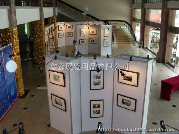 山东济南十字摆放展示八棱柱屏风批发零售成品