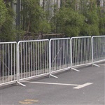 广州杰袖公路隔离专用铁马白云区厂家批发水马铁马