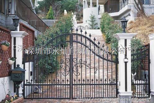 深圳铁艺门厂家   庭院大门安装  遥控铁艺门价格