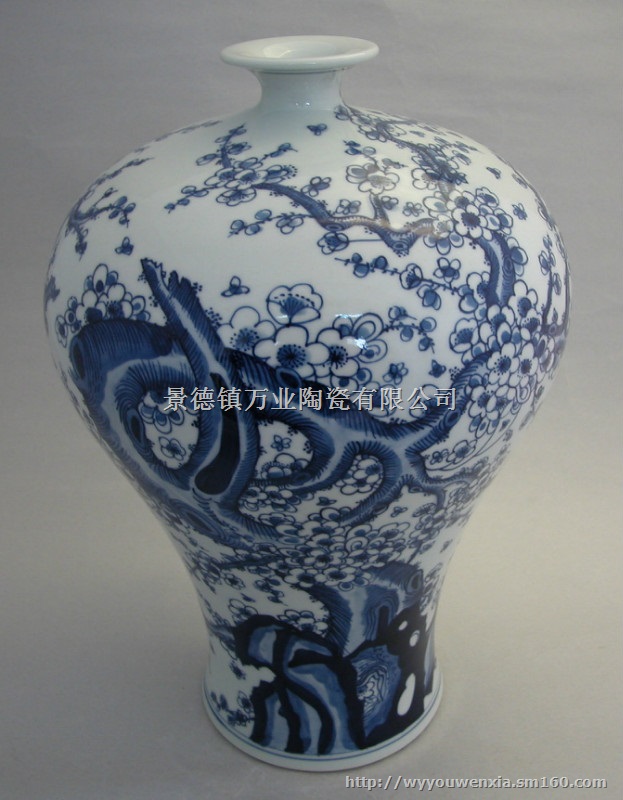 找批发定做陶瓷花瓶的厂家，景德镇青花瓷摆件花瓶