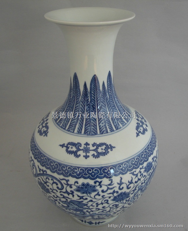 找批发定做陶瓷花瓶的厂家，景德镇青花瓷摆件花瓶