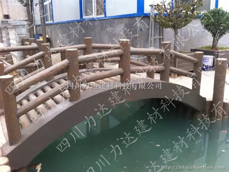 四川成都德阳广安内江力达公司供应仿木栏杆 水泥栏杆