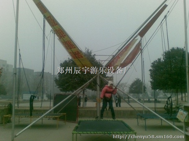 优质电动儿童蹦极 钢架小蹦极 四人蹦极厂家