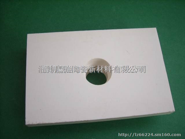 五通管道焊接耐磨陶瓷衬板施工