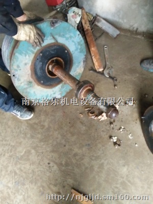 康明冷却塔专用X8型皮带减速机维修