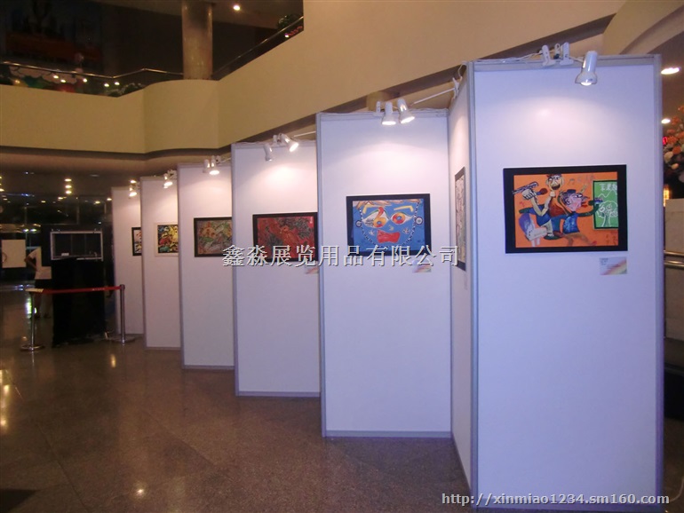 大型展览铝合金挂画屏风展板，广告专用八棱柱隔断屏风