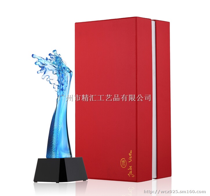 化妆品行业年会奖杯定做,北京琉璃奖杯批发,奖牌制作