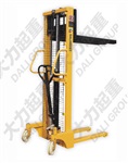 供应手动液压堆高车/手动配重升高叉车 品牌现货批发