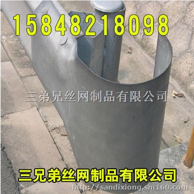 赤峰防撞护栏板，卓资防撞护栏板，波形护栏板