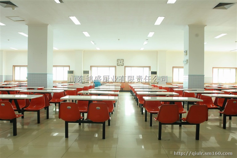 山东圆管餐桌、方管餐桌、四人位餐桌椅、学校食堂餐桌