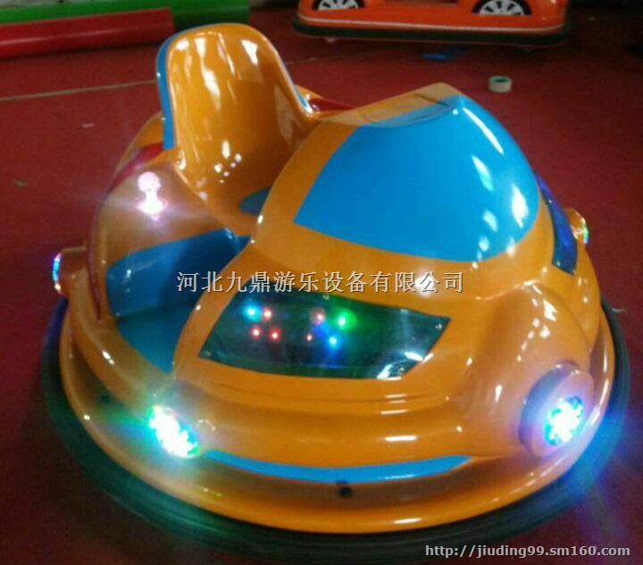 石家庄广场漂移碰碰车，飞碟碰碰车，电瓶碰碰车