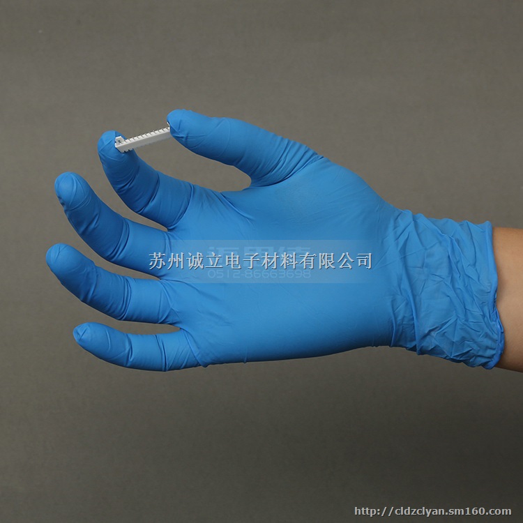 丁晴手套完全隔绝手部过敏反应