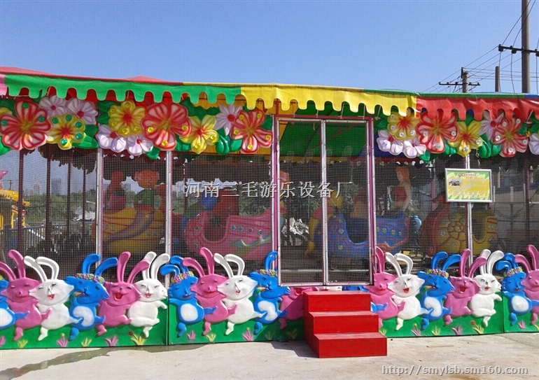 供应咸宁欢乐喷球车,美人鱼喷球车图片