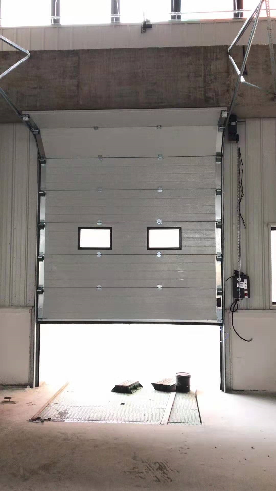 青海平安 工业提升门加工 滑升门批发价