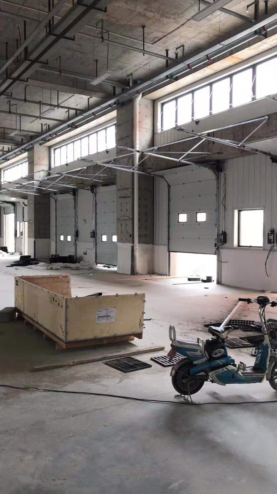 青海平安 工业提升门加工 滑升门批发价