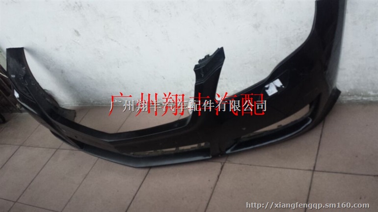 奔驰R350拆车大灯保险杠机盖叶子板原装拆车配件
