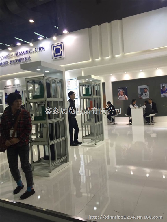 广东八分八槽方柱表面效果磨砂喷涂，配套双锁芯一体