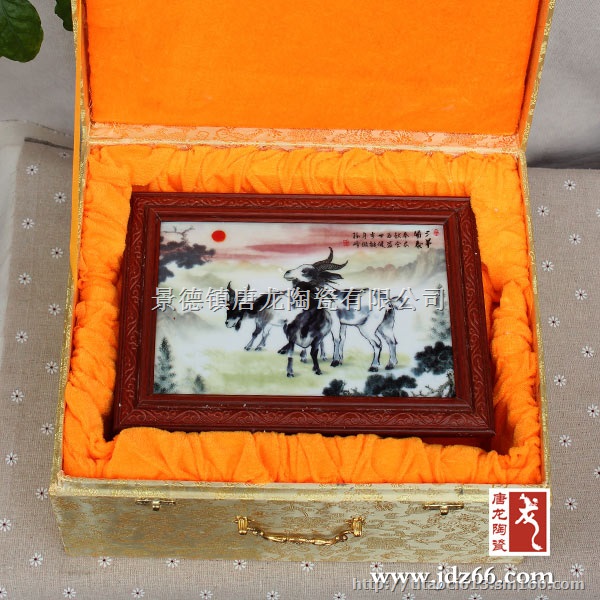 定做旅游纪念品茶杯,陶瓷用品定做厂家,活动纪念品定