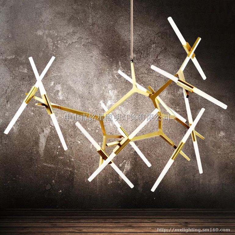 意大利吊灯后现代Roll Hill别墅餐厅客厅服装