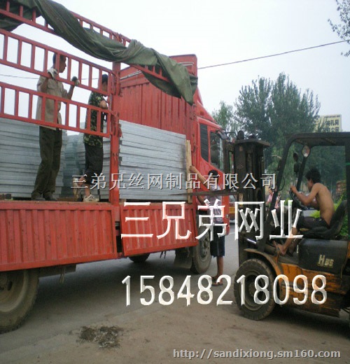 包头复合钢格板/报价/包头钢格栅厂/巴彦淖尔钢格板