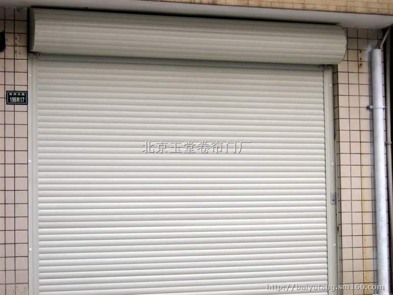 东城区安装翻版车库门北京玉堂定做车库门优惠多多