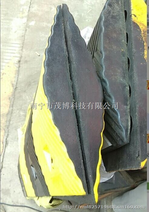 橡胶减速带 买减速带就找茂博