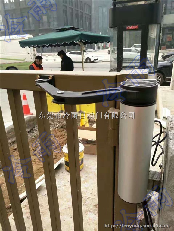 北京东城冷雨曲臂开门机厂家小区人行通道门电动闭门器